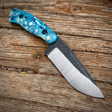 Load image into Gallery viewer, MOD CPM3V Blade Steel w/ Voodoo Resin Skyline Handles &amp; Nixon Leather Sheath